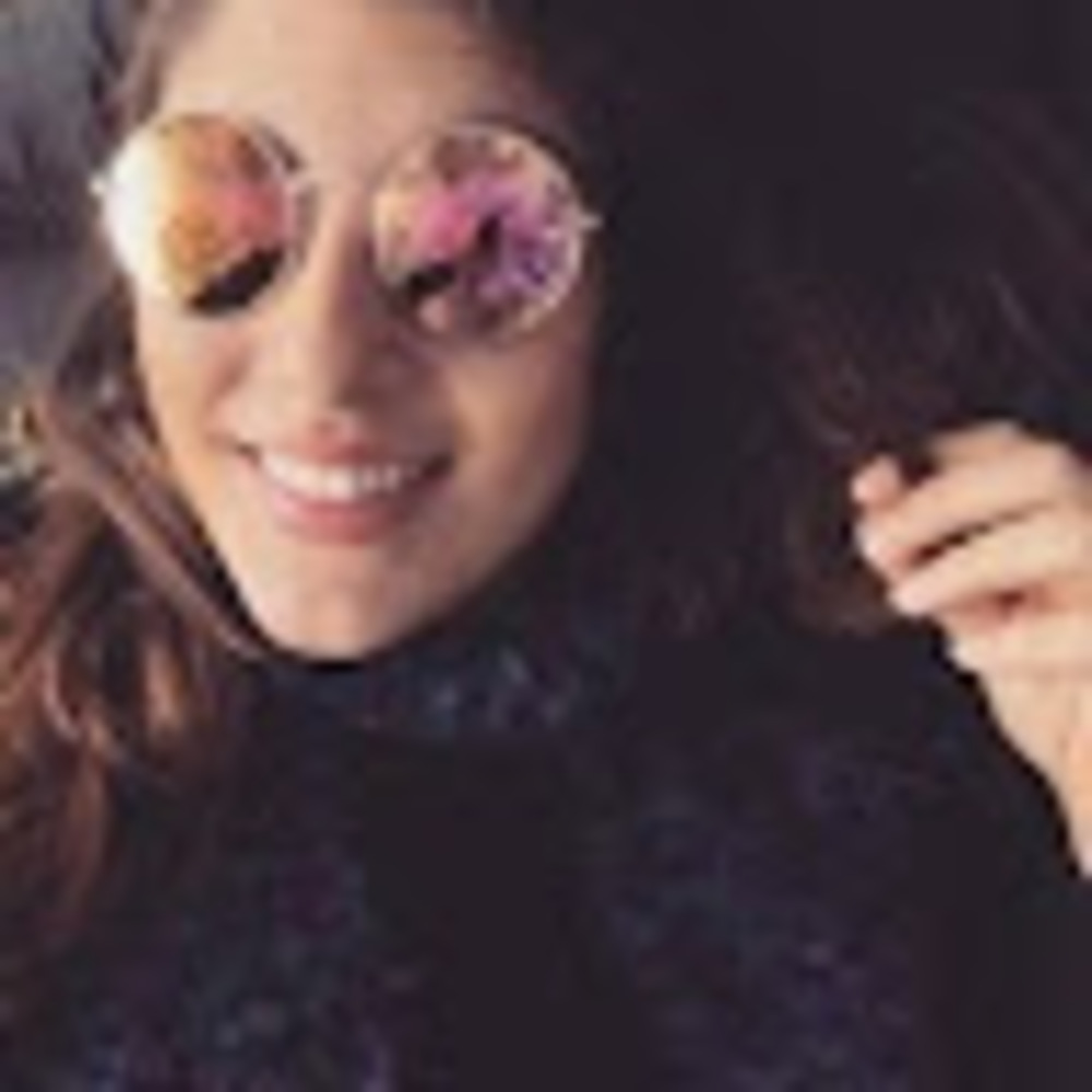 Meet your Posher, Beatriz